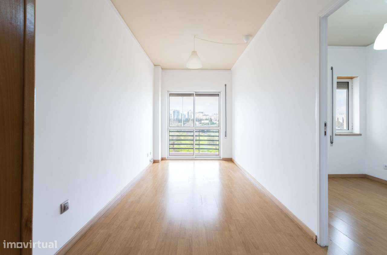 Arrendamento de apartamento T4  em São Domingos de Benfica - Grande imagem: 5/36