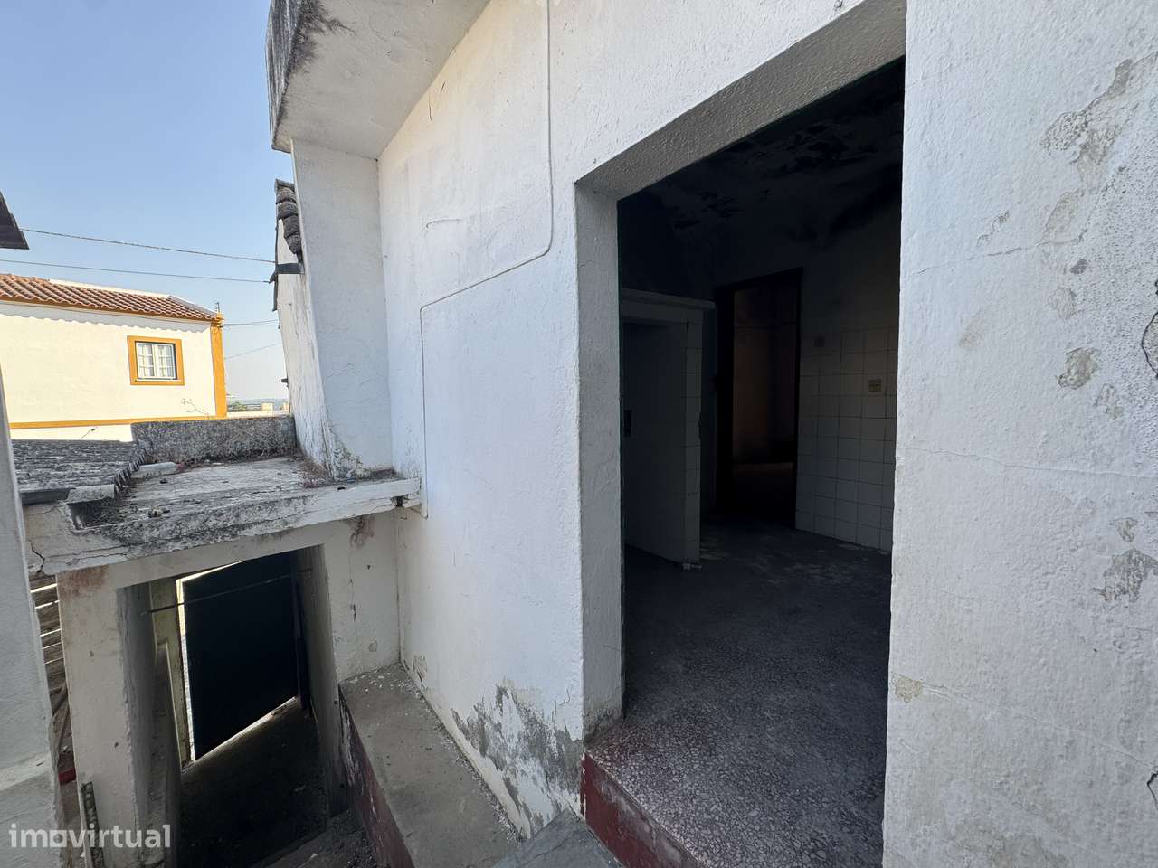 Moradia com Vista para a Barragem de Montargil | Reabilitação-8