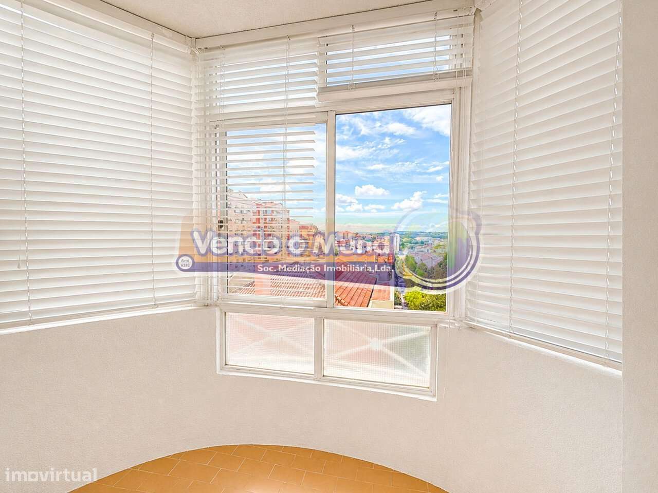 Apartamento T4 em Sintra (LXSIN026)-20