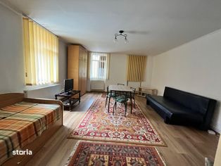 Apartament in casa, Central, Avram Iancu.