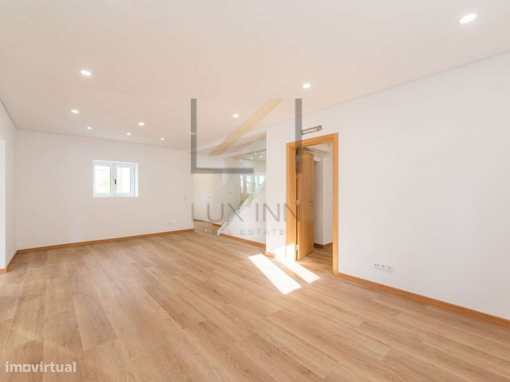 Moradia T5 Recuperada com Piscina, 2 Suítes e Garagem - Lote Isolad...-49