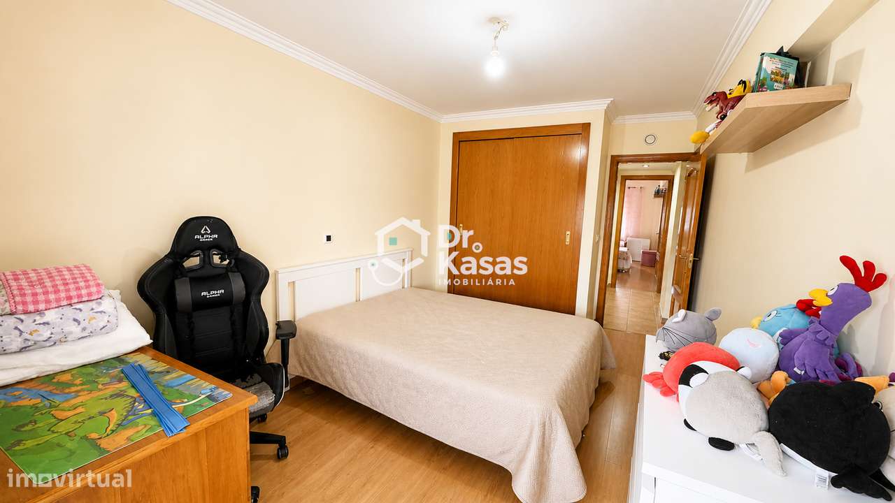 Apartamento T3 próximo Hospital do Barreiro-3