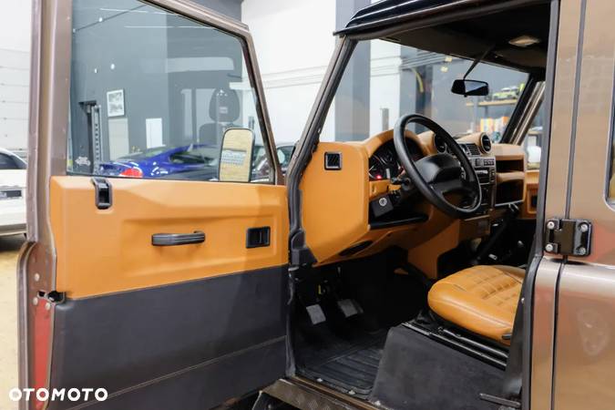 Land Rover Defender 110 2.2 TD4 SE - 7