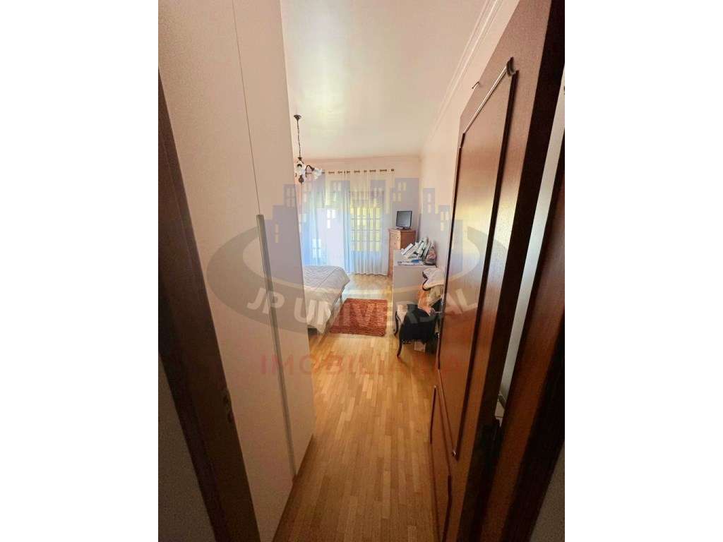 MORADIA T6 VENDA COM ESPAÇO COMERCIAL E RESIDENCIAL , A 10 MINUTOS ...-11