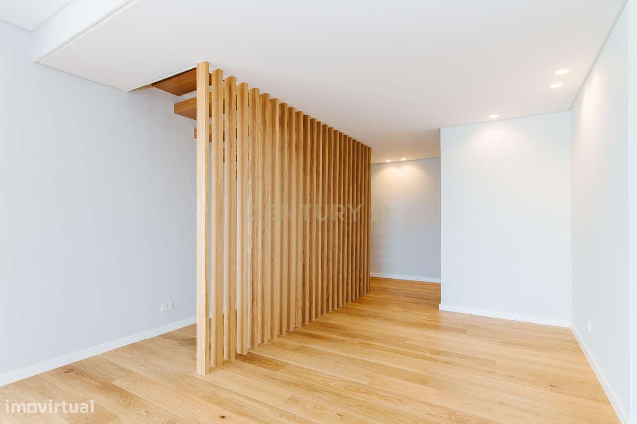 Apartamento Duplex T4 Novo na Rua Bartolomeu Dias, em Belém – conforto - Grande imagem: 4/40