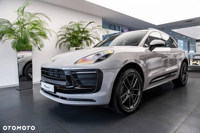 Porsche Macan T - 30