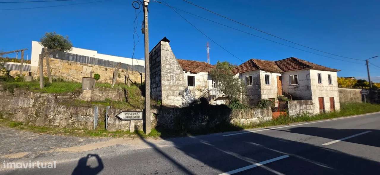 Moradia para restaurar - Constance, MCN-8