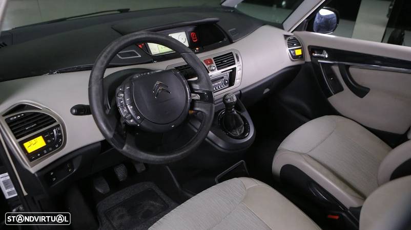 Citroën C4 Picasso 1.6 HDi Exclusive - 13