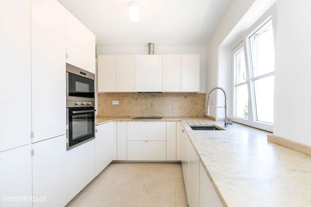 T3 renovado na Avenida de Roma com elevador - Grande imagem: 4/21