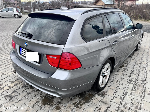 BMW Seria 3 318d DPF - 6