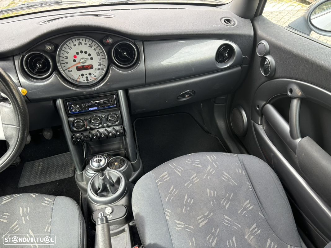 MINI Cabrio One 1.6 - 13