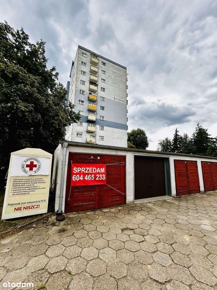 Idealny jako parking lub magazyn! - Pełny obrazek: 2/5