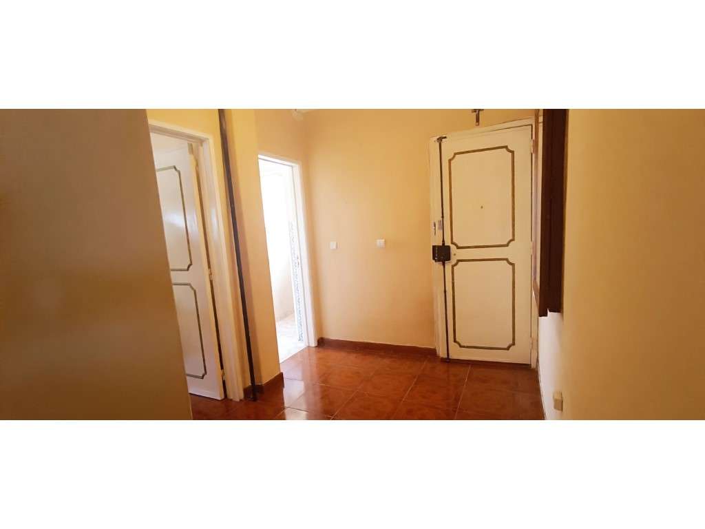 Apartamento T3 Agualva Cacém-11