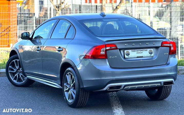 Volvo S60 Cross Country D3 - 4