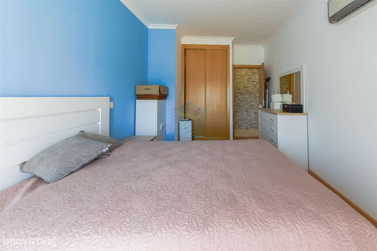 Apartamento T3 com Garagem e Arrecadação em Torres Novas-10
