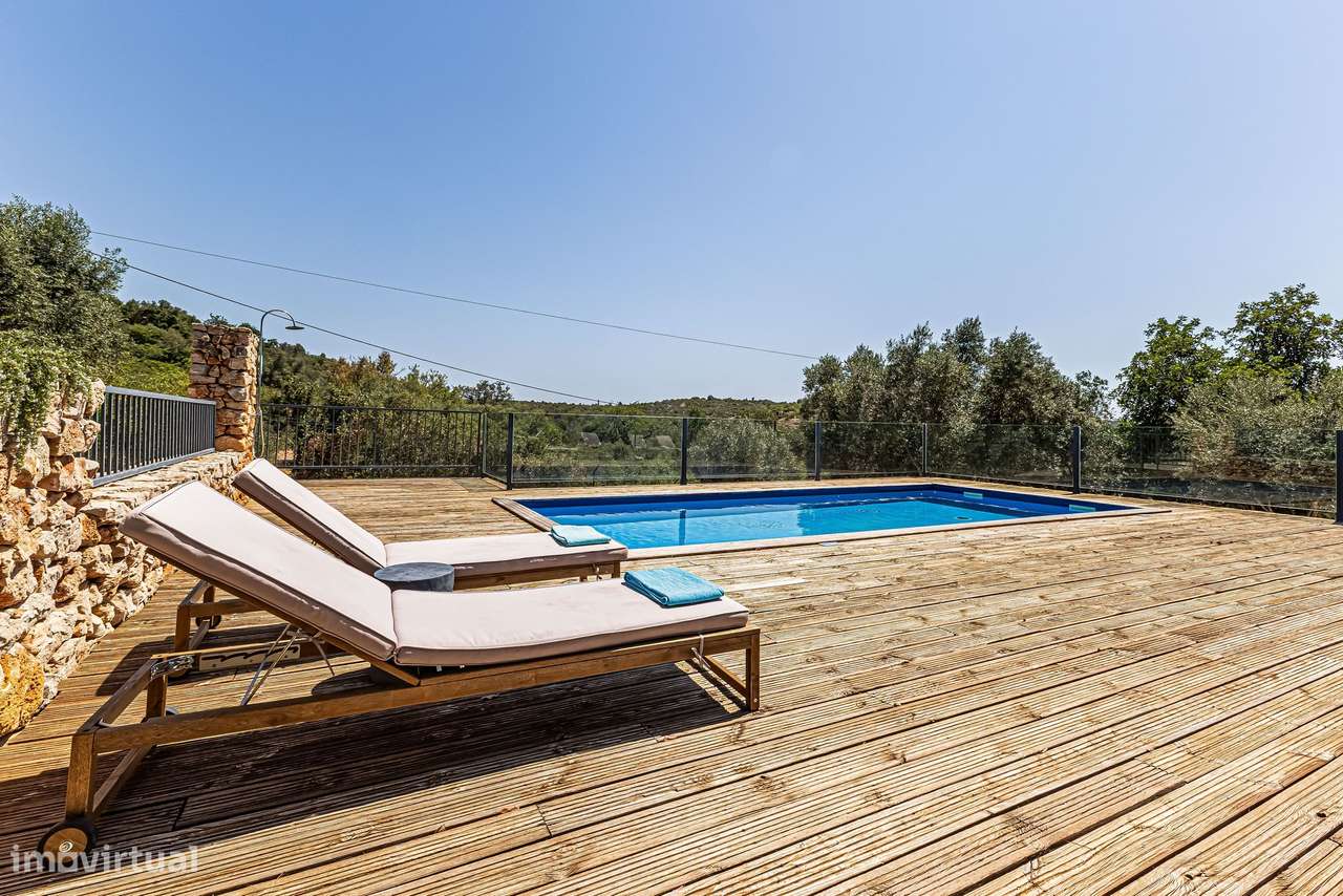 Villa T4 contemporânea à beira do rio no coração do Algarve-11