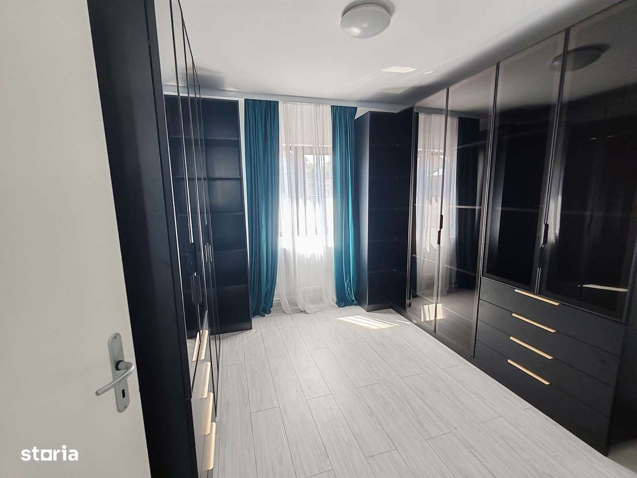 Vindem casa in Navodari - Imagine principală: 4/7