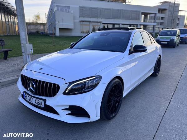 Mercedes-Benz C 220 d 4Matic T 9G-TRONIC AMG Line - 2