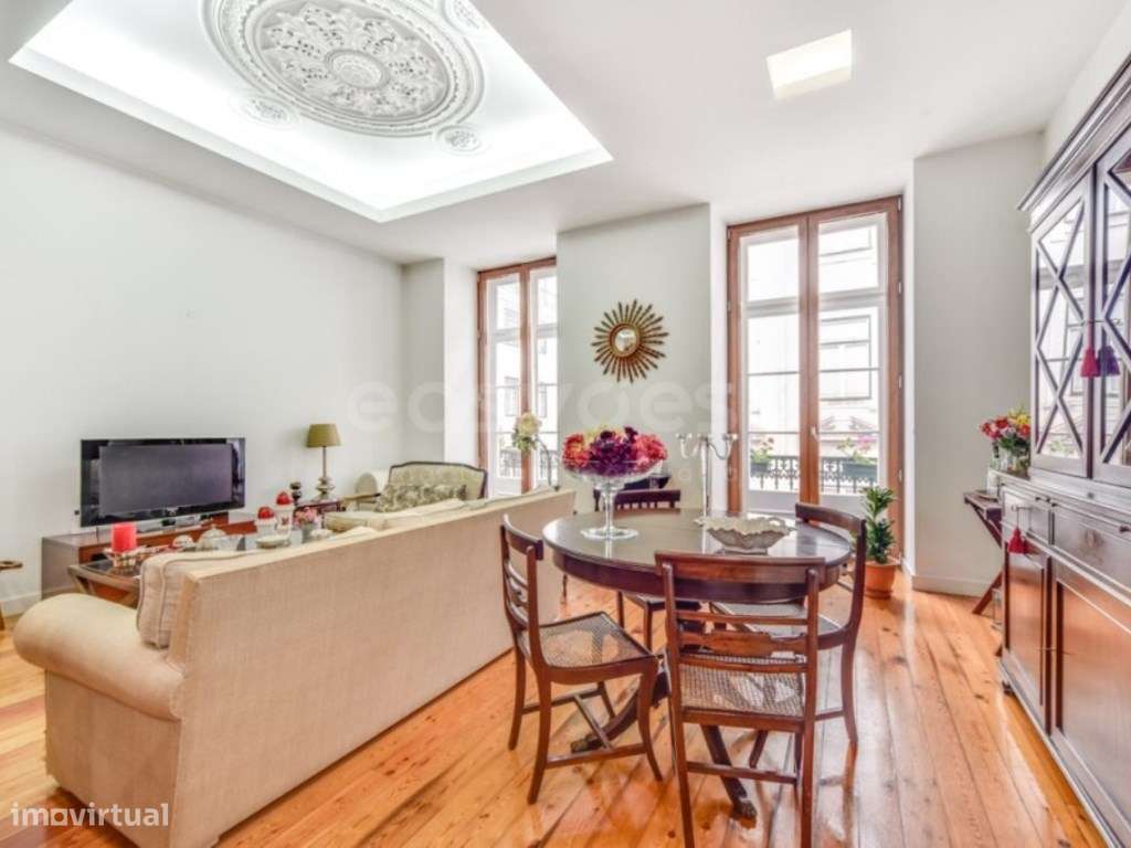 Apartamento T2 na Baixa de Lisboa-0