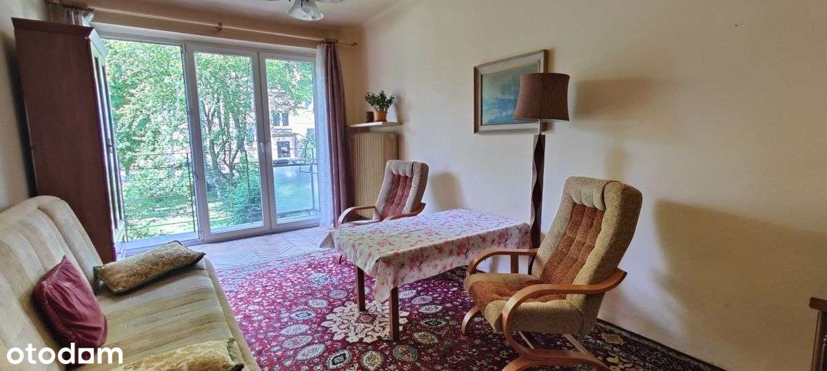 Wygodne 3 pokoje na Karolewie z balkonem-1