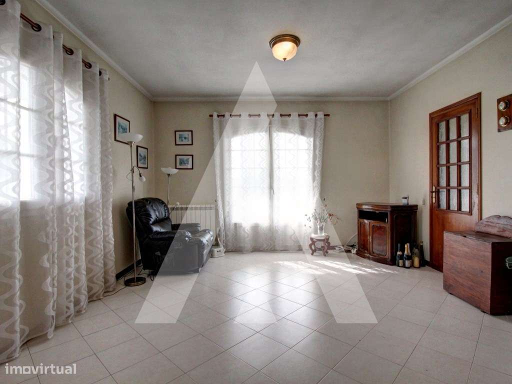 Moradia isolada em Oiã-11