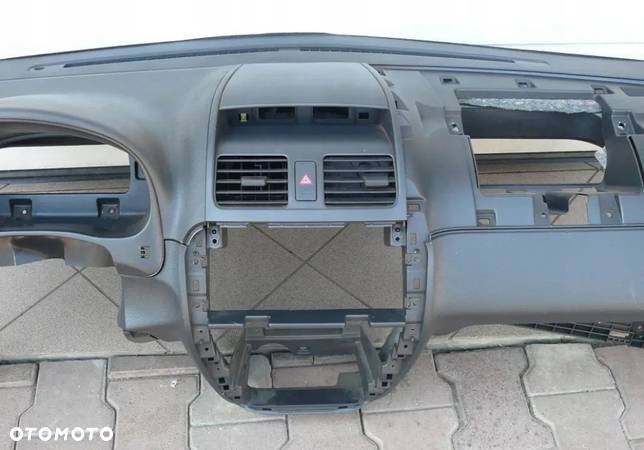 DESKA ROZDZIELCZA KOKPIT SUZUKI SX4 SX-4 I EUROPA - 4