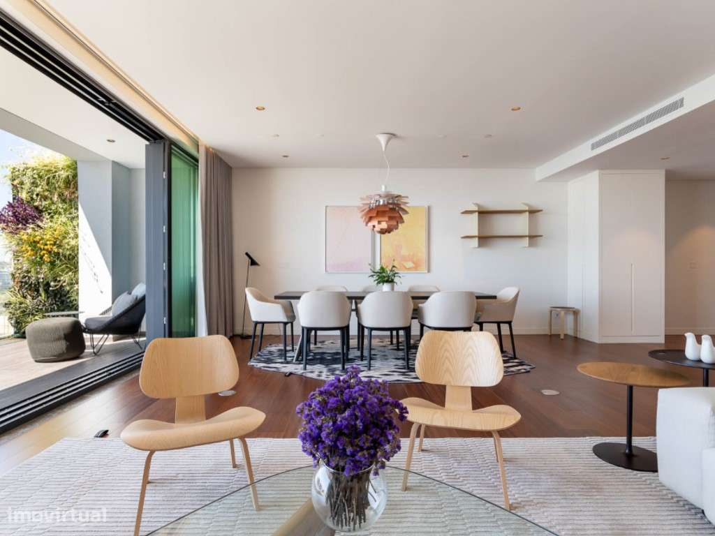 Penthouse T3+1 com varanda e vistas panorâmicas a minutos do rio Tejo - Grande imagem: 3/52