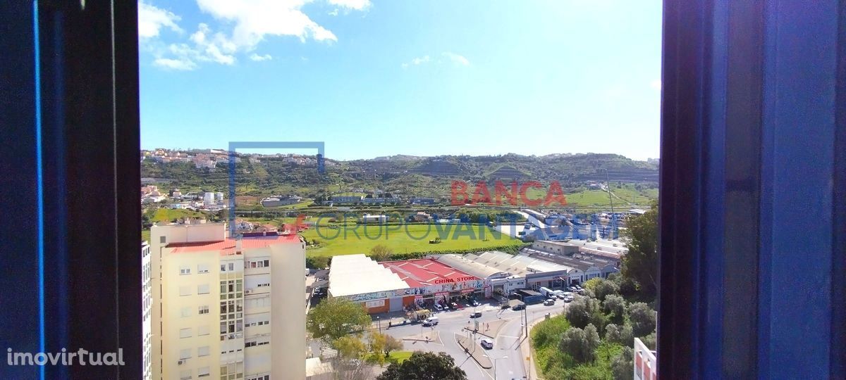 Apartamento, para venda, Loures - Santo António dos Cavaleiros e Fr...