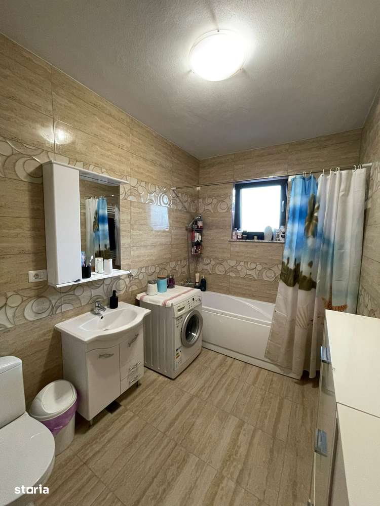 Vand casa in Cordun-17