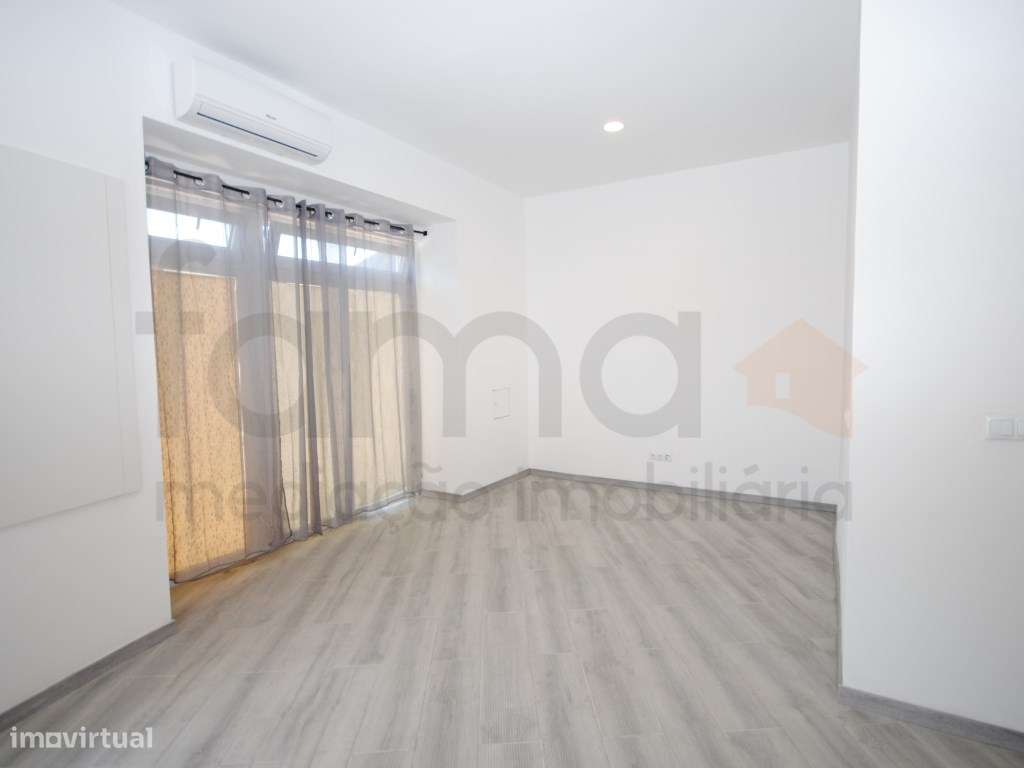 Apartamento T0+1 totalmente reabilitado Sete Rios / Avenidas Novas-8