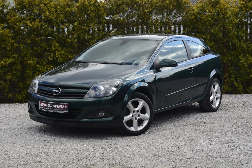 Opel Astra H 1.6 Sport 2005