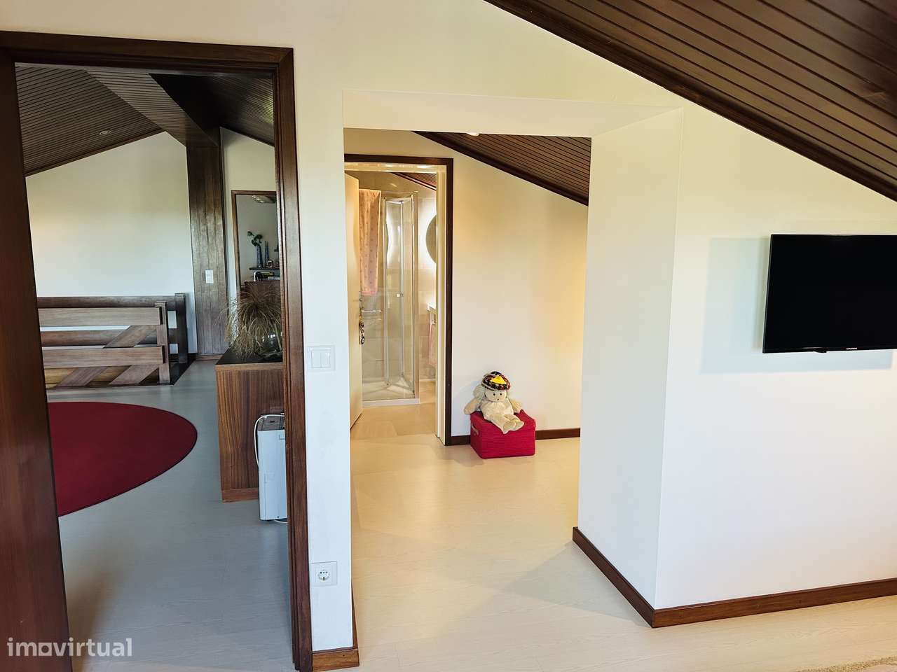 Moradia T4 de charme com grande jardim em zona tranquila-18