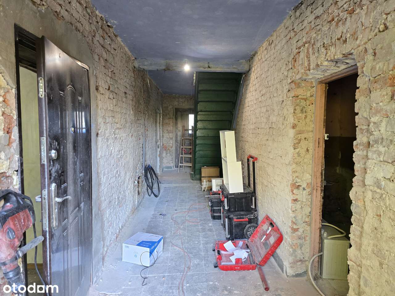 Bezpośrednio | kamienica z potencjałem | nowy dach, okna, elektryka-5