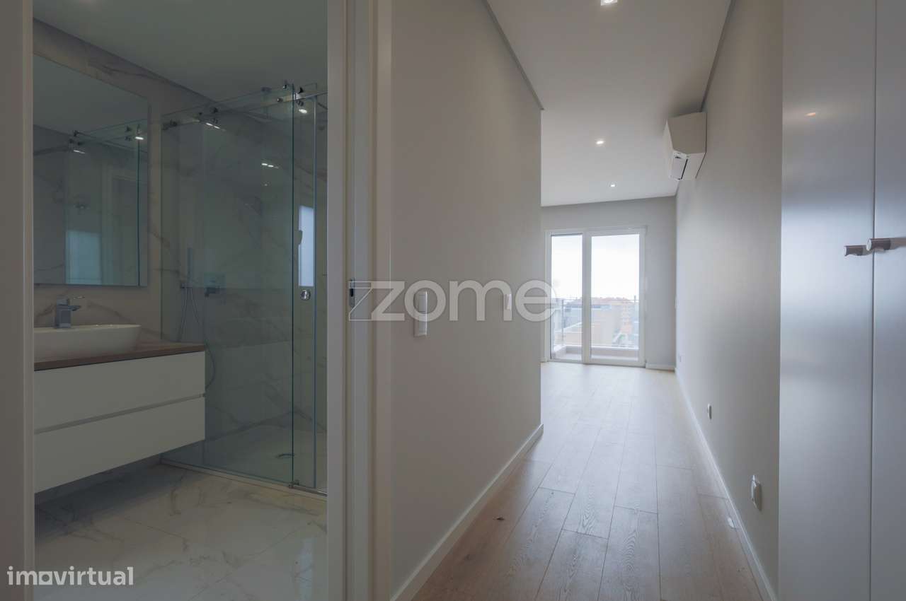 Apartamento T3 com garagem-14