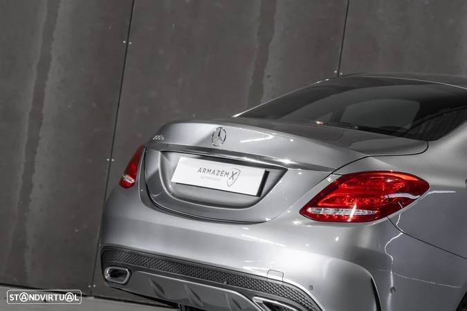 Mercedes-Benz C 300 h AMG Line - 6