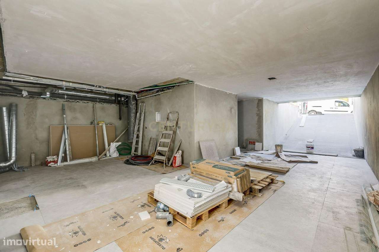 Moradia T4 com piscina em Caneças-55