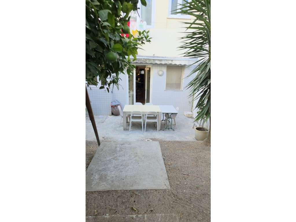 **Venda de Apartamento T2 com Jardim Privativo próximo da Avenida d...-55