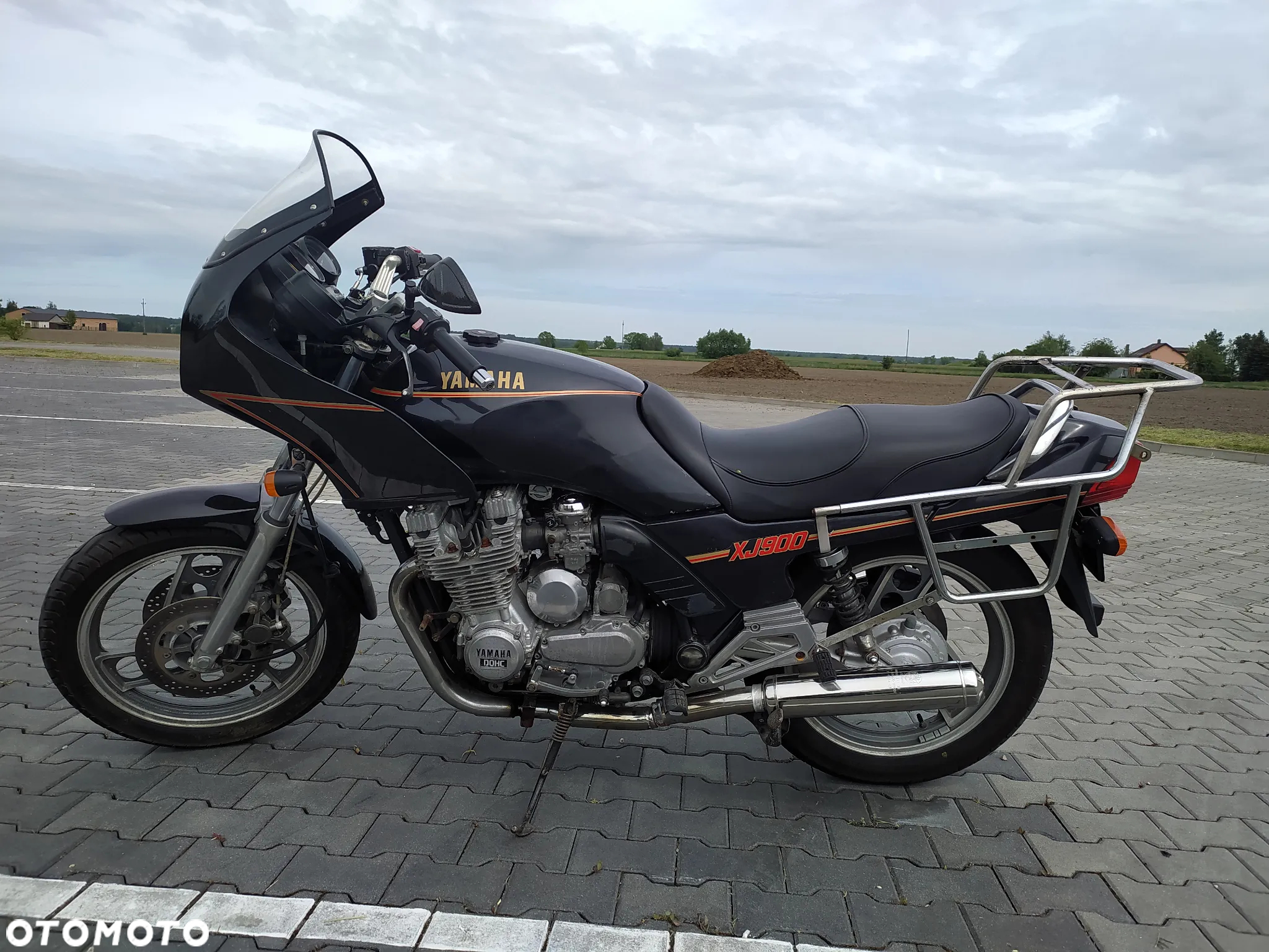 Yamaha XJ - 4