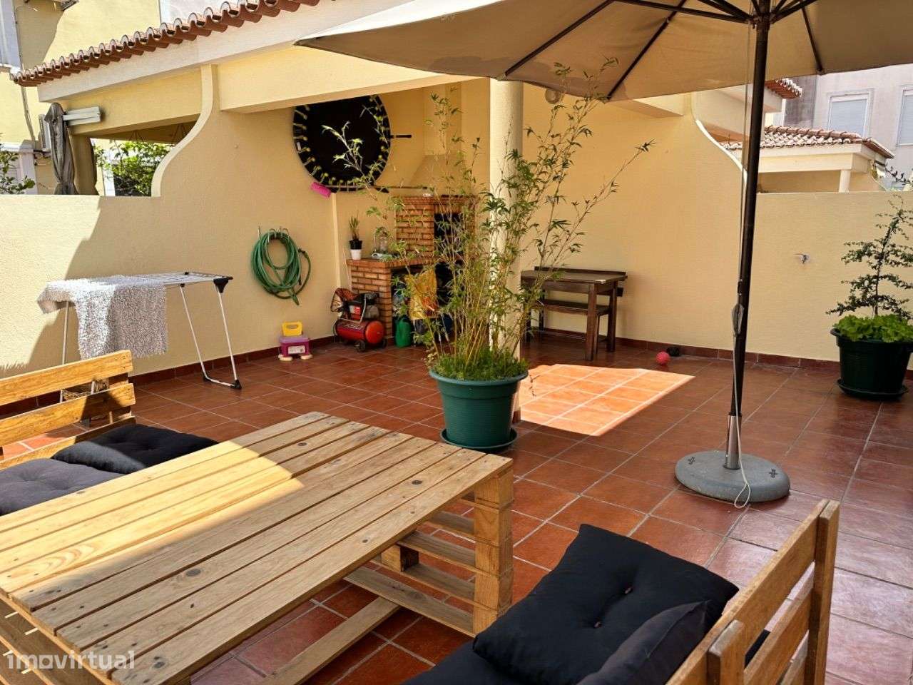 T3 duplex com terraço. Excelentes áreas.-2
