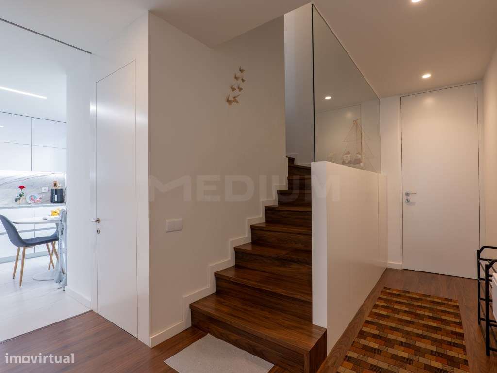 Moradia T3 de 2 frentes em 'Pereira's Village' - Grande imagem: 4/42