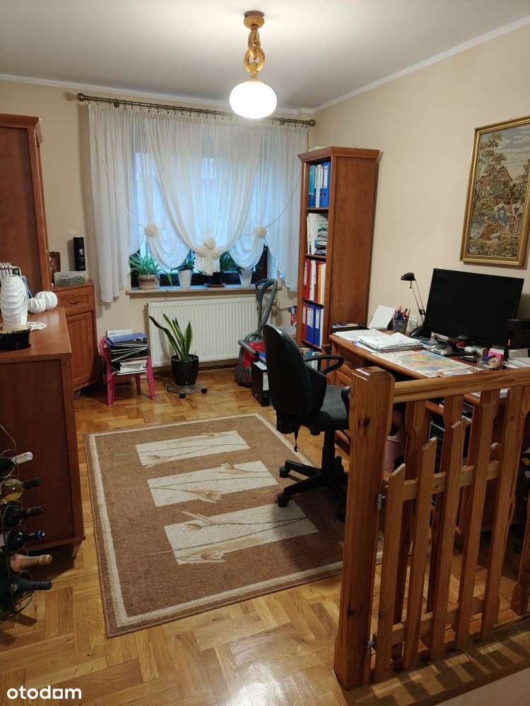 Dom w zabudowie szeregowej .-7