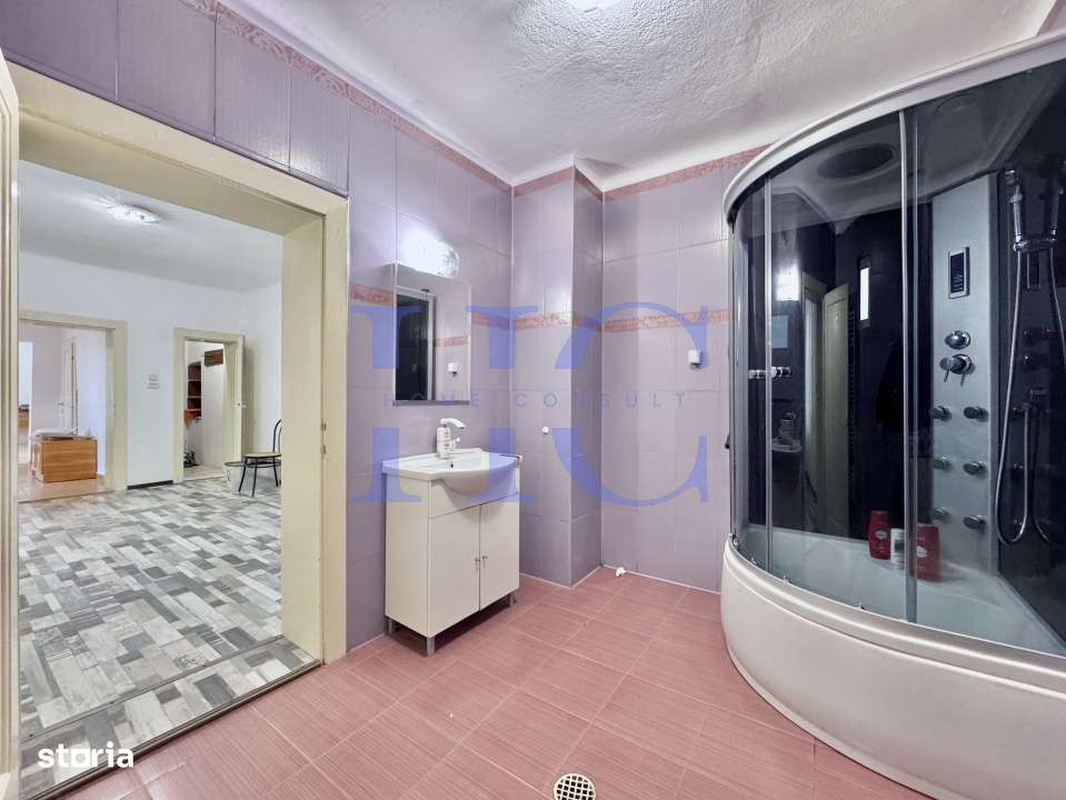 Casa 266 mp teren 800 mp - Cisnadie - locuinta sau pensiune-9