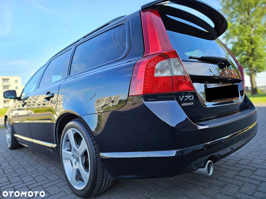 Volvo V70 D3 R-Design - 2