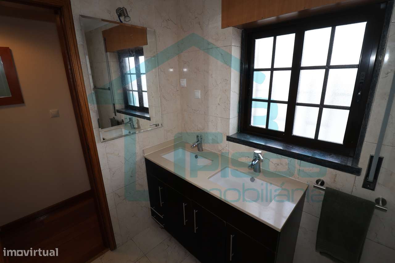 Moradia, Quinta do Conde, Sesimbra piscina, terreno c/arvores de fruto-8