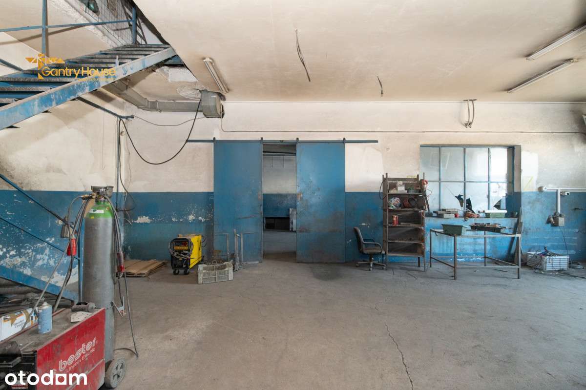 Lokal usługowy z komfortowym, dużym mieszkaniem-15