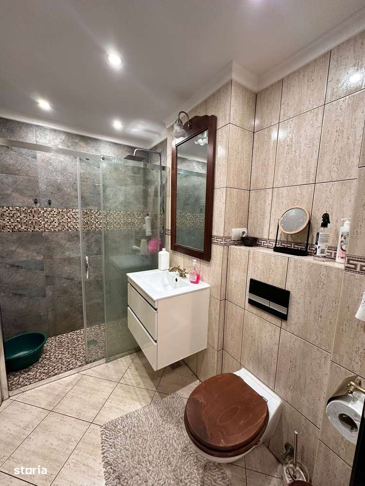 De vanzare ,2 camere,zona Episcopiei mobilat și utilat  Pret 65.000 e - Imagine principală: 3/12