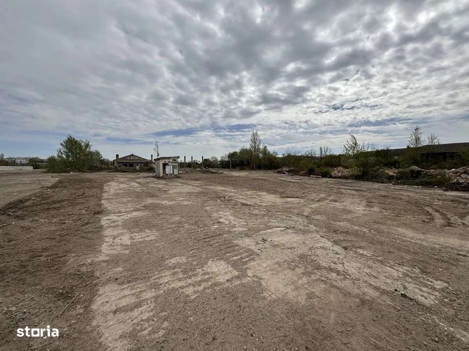 Teren 4000mp, toate utilitatile, acces tir, bariera,str.Calea Prutului - Imagine principală: 3/3