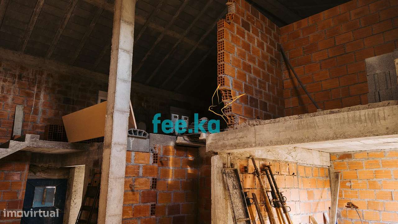 Moradia em Banda com Logradouro-7