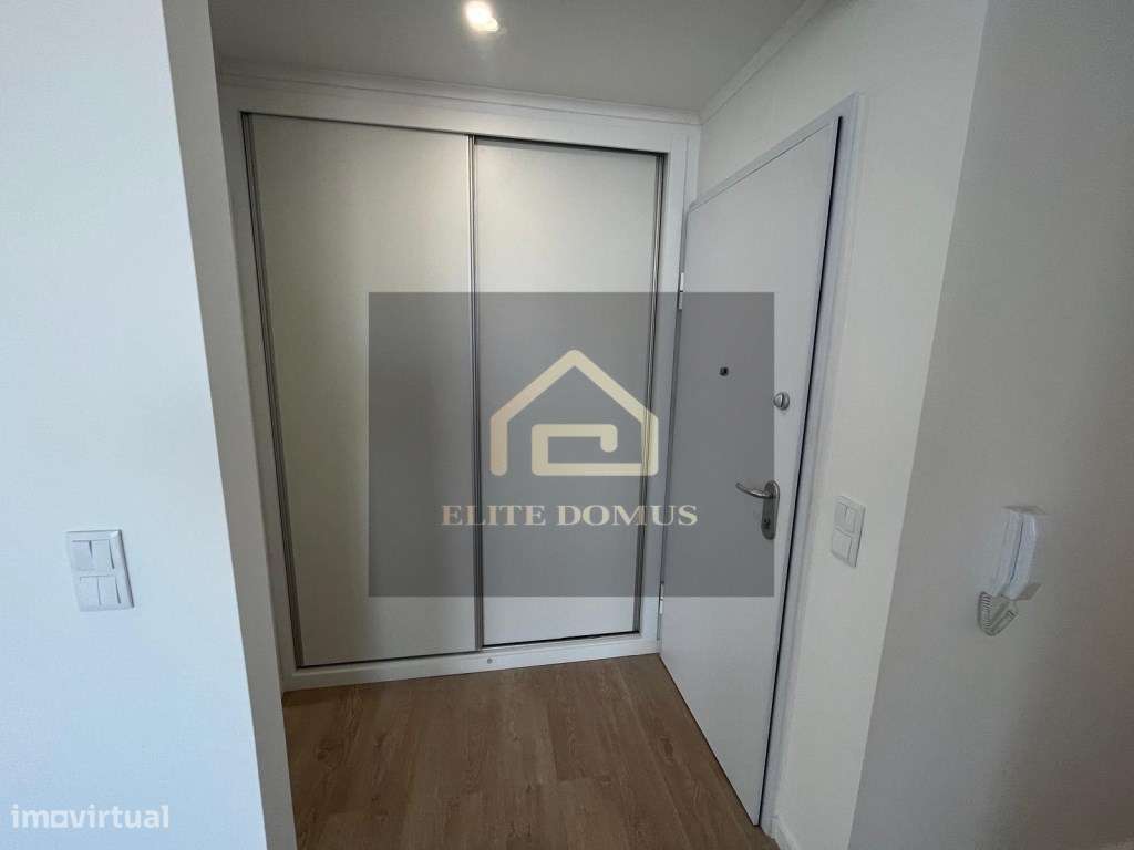 T1 totalmente remodelado, Amadora. - Grande imagem: 5/10