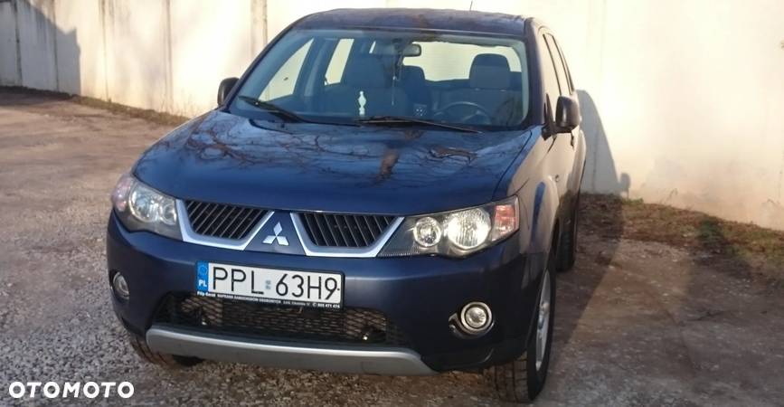 Mitsubishi Outlander 2.0 DID Intense - 3